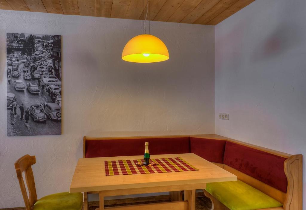 Ferien-Schloessle Michaela Appartement Riezlern Kamer foto