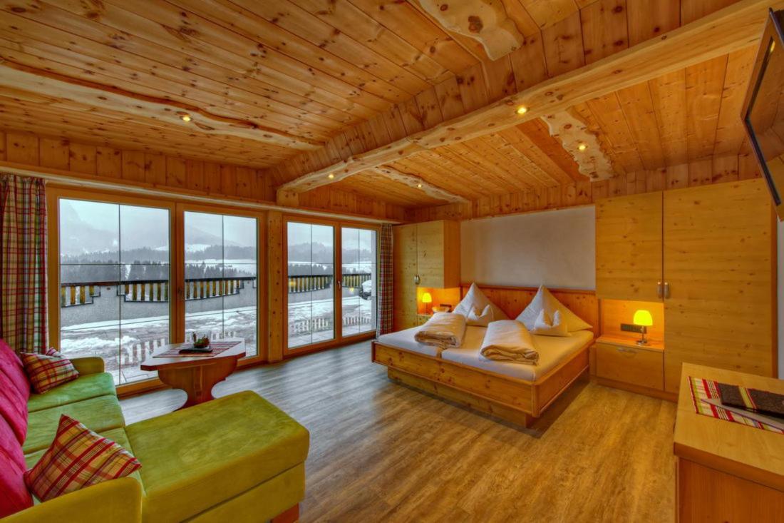 Ferien-Schloessle Michaela Appartement Riezlern Buitenkant foto