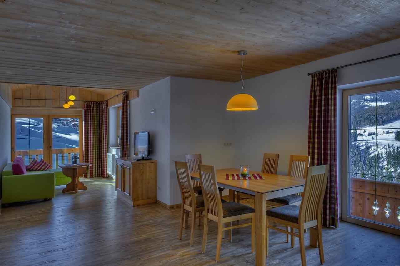 Ferien-Schloessle Michaela Appartement Riezlern Kamer foto