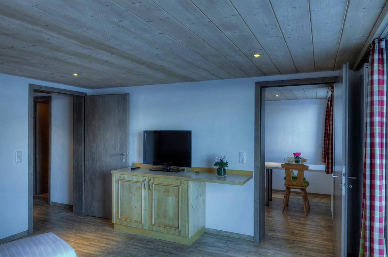Ferien-Schloessle Michaela Appartement Riezlern Kamer foto