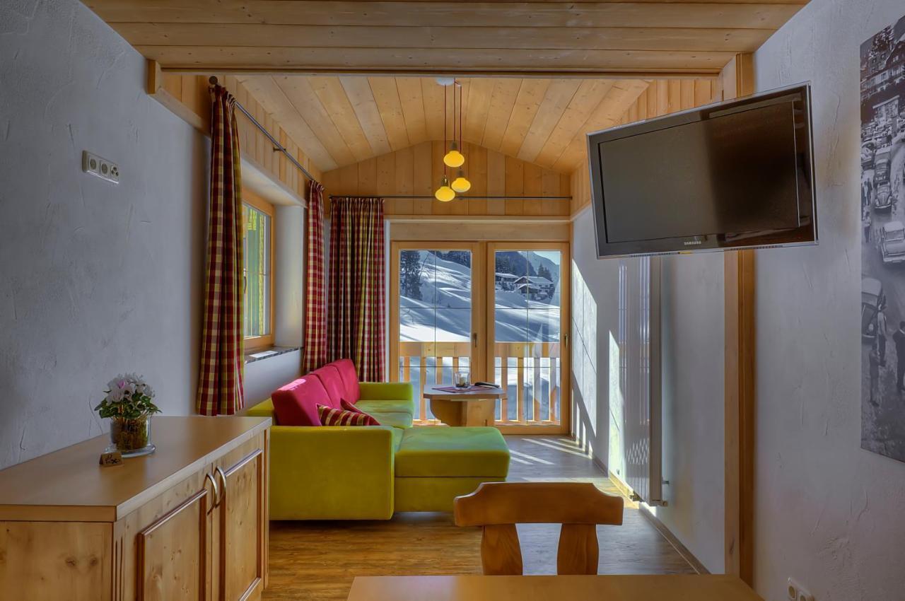Ferien-Schloessle Michaela Appartement Riezlern Kamer foto