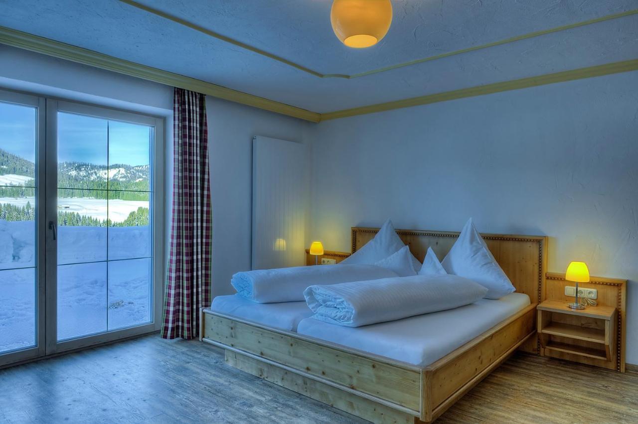 Ferien-Schloessle Michaela Appartement Riezlern Kamer foto